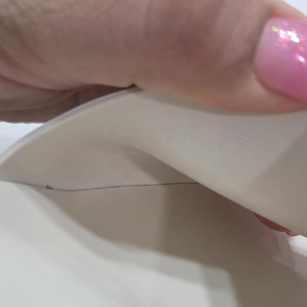 Gucci Women's Cream Mules Sz37 Might Fit Sz4 Gentle Used With No Box - Picture 8 of 16